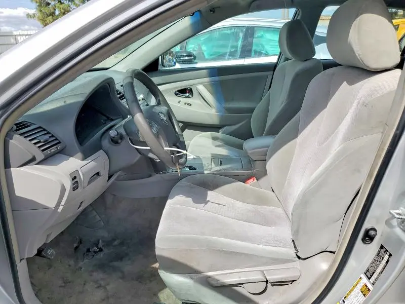 2010 TOYOTA CAMRY BASE  