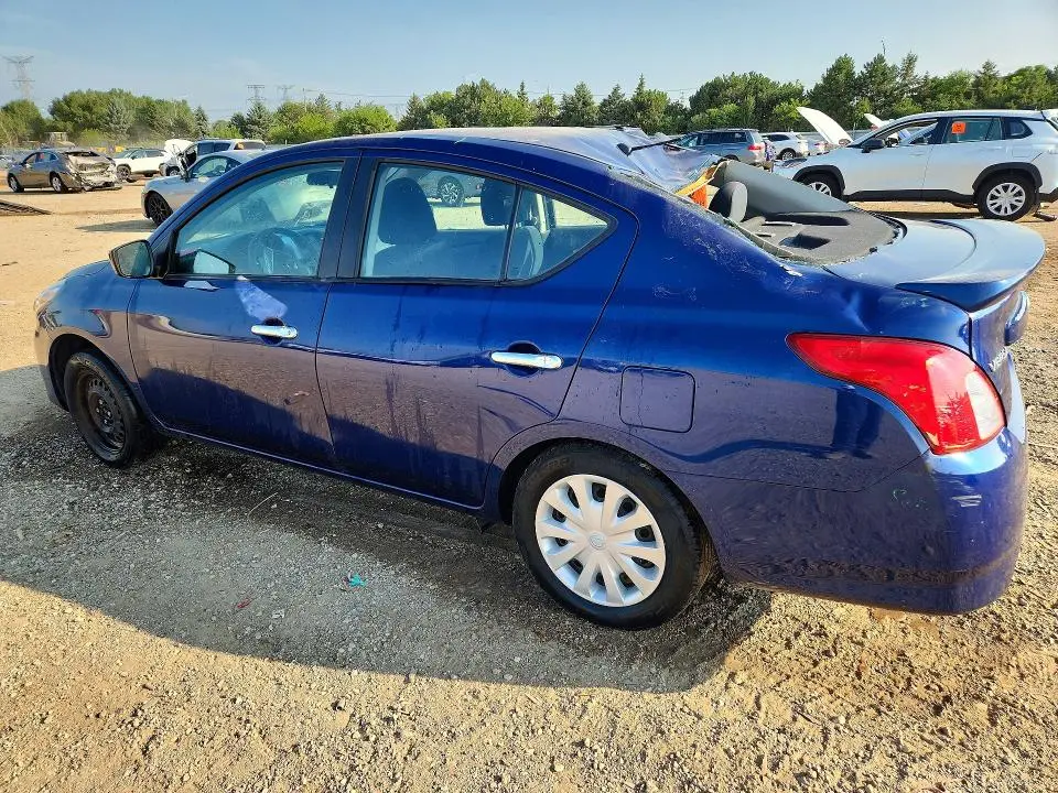 2019 NISSAN VERSA SV  