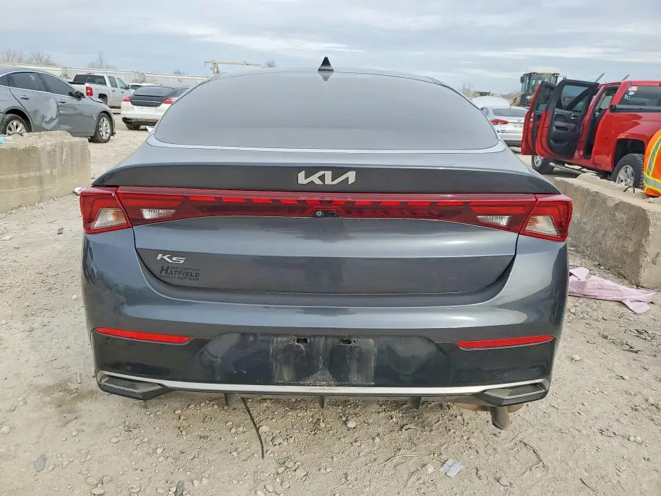 2022 KIA K5 LXS  
