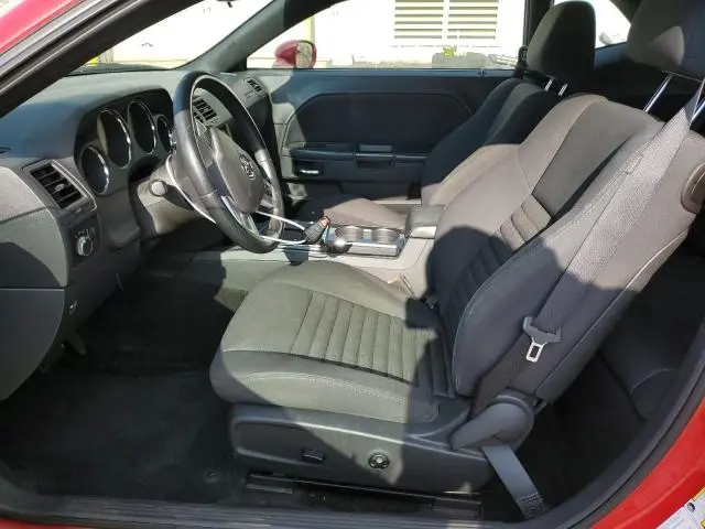 2013 DODGE CHALLENGER SXT  
