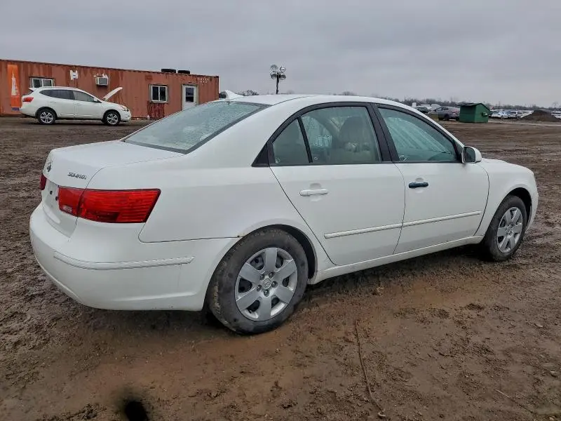 2010 HYUNDAI SONATA GLS  
