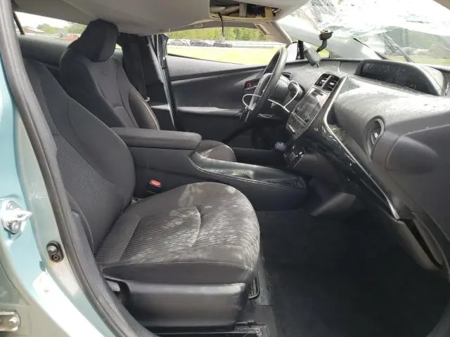 2016 TOYOTA PRIUS   