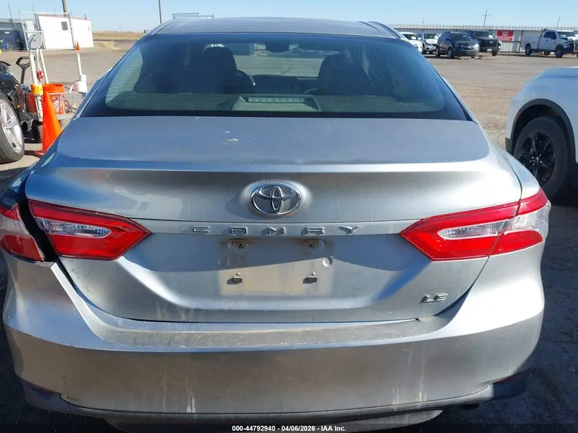 2018 TOYOTA CAMRY LE