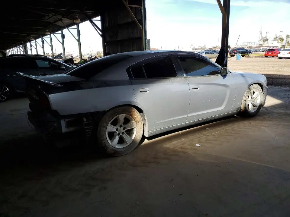 2014 DODGE CHARGER SE  