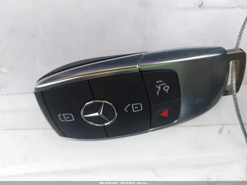2022 MERCEDES-BENZ GLC 300 SUV
