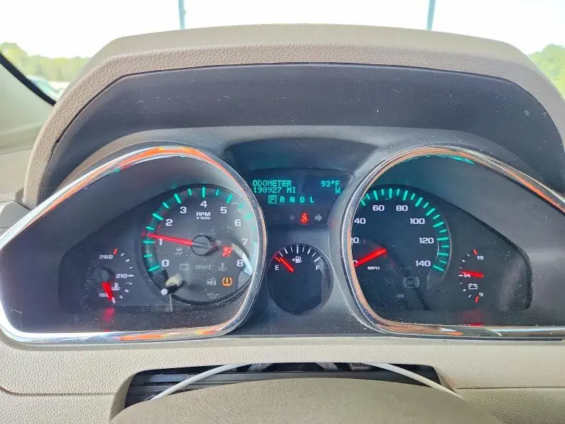 2011 CHEVROLET TRAVERSE LT  