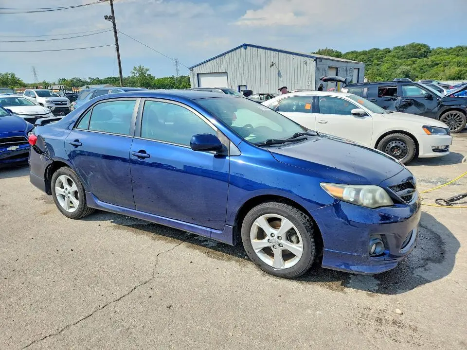 2013 TOYOTA COROLLA S  