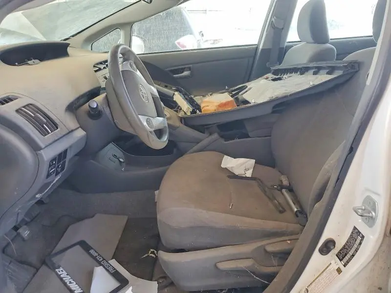 2011 TOYOTA PRIUS THREE  