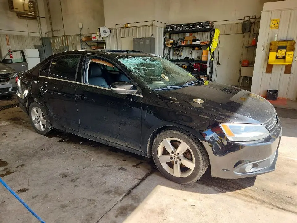 2011 VOLKSWAGEN JETTA TDI  