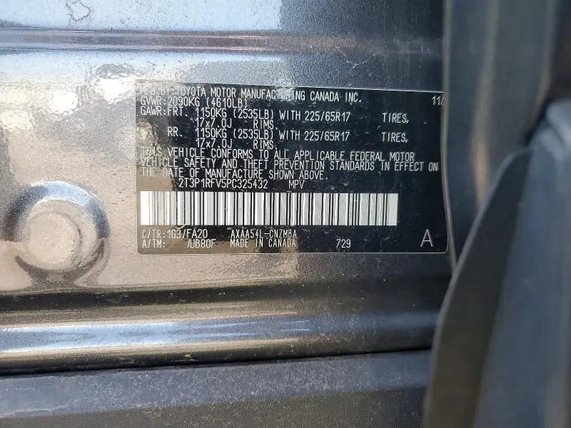 2023 TOYOTA RAV4 XLE  