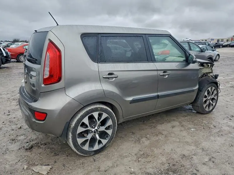 2012 KIA SOUL +  