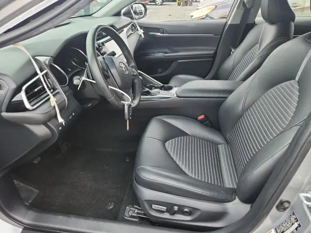 2018 TOYOTA CAMRY SE  