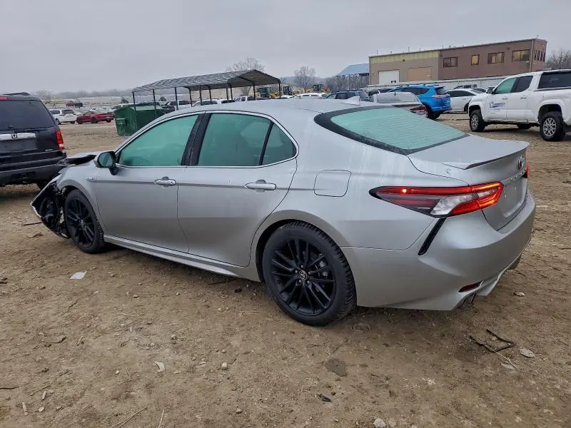 2021 TOYOTA CAMRY XSE  