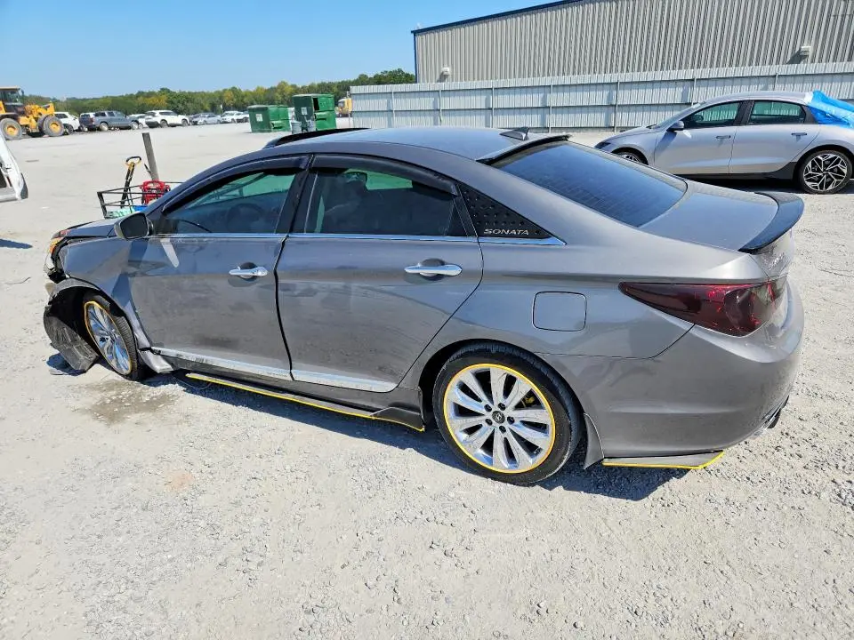2013 HYUNDAI SONATA SE  