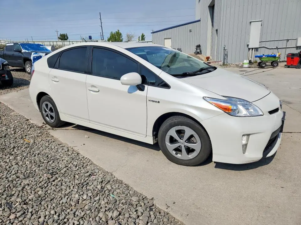 2012 TOYOTA PRIUS TWO  