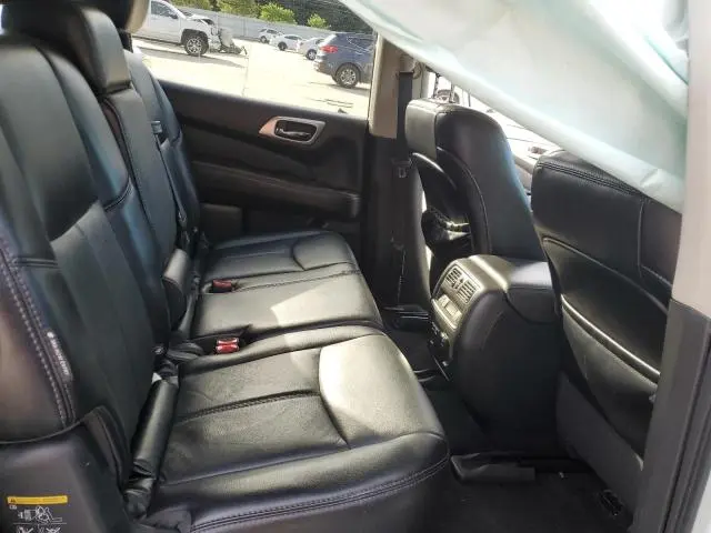 2020 NISSAN PATHFINDER SL  