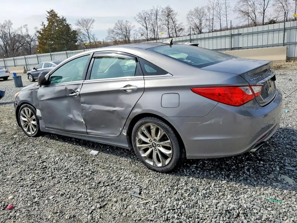 2011 HYUNDAI SONATA SE  