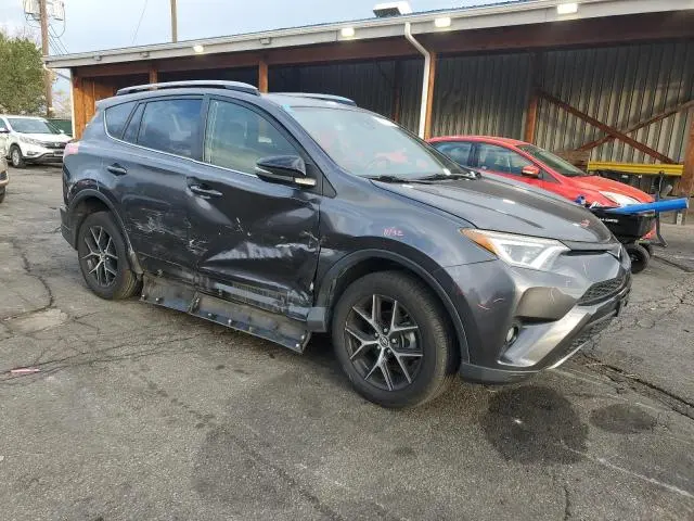 2018 TOYOTA RAV4 SE  