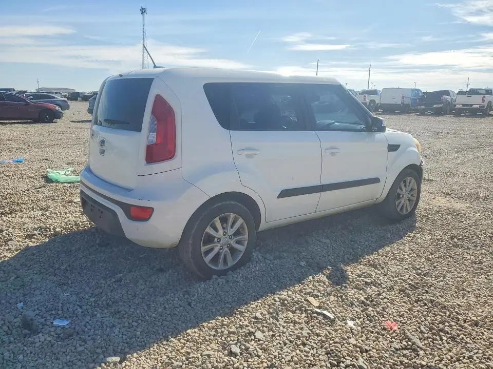 2012 KIA SOUL +  