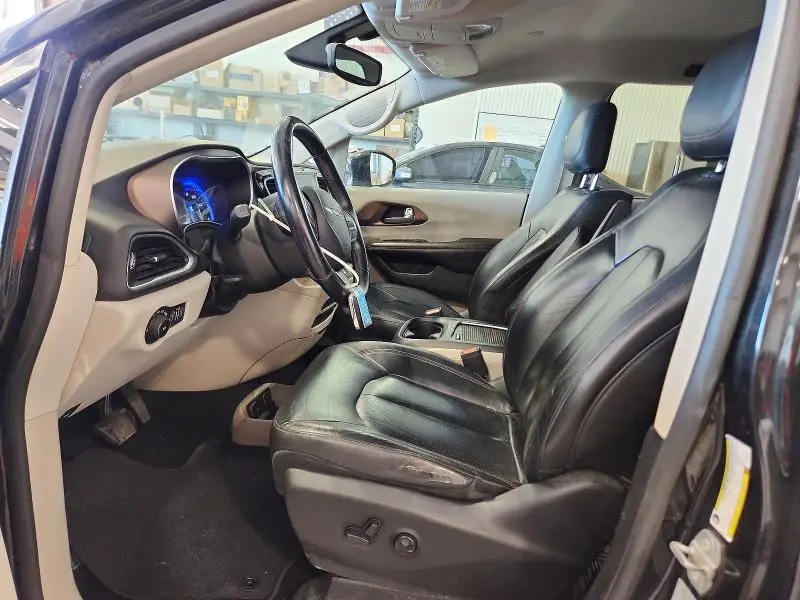 2017 CHRYSLER PACIFICA TOURING L PLUS  
