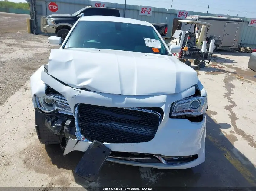 2021 CHRYSLER 300 TOURING