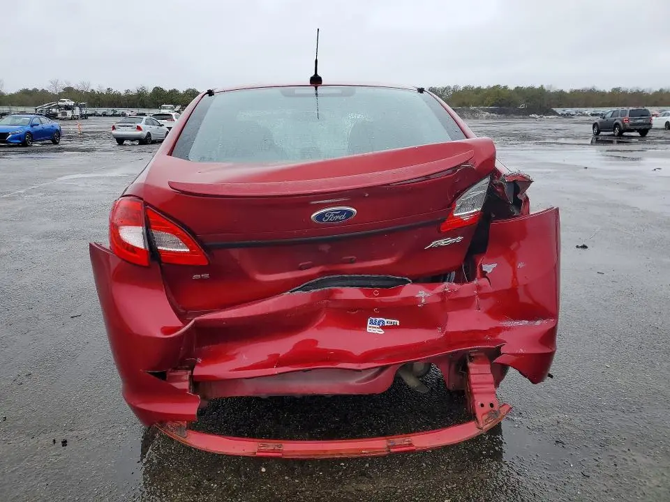 2013 FORD FIESTA SE  