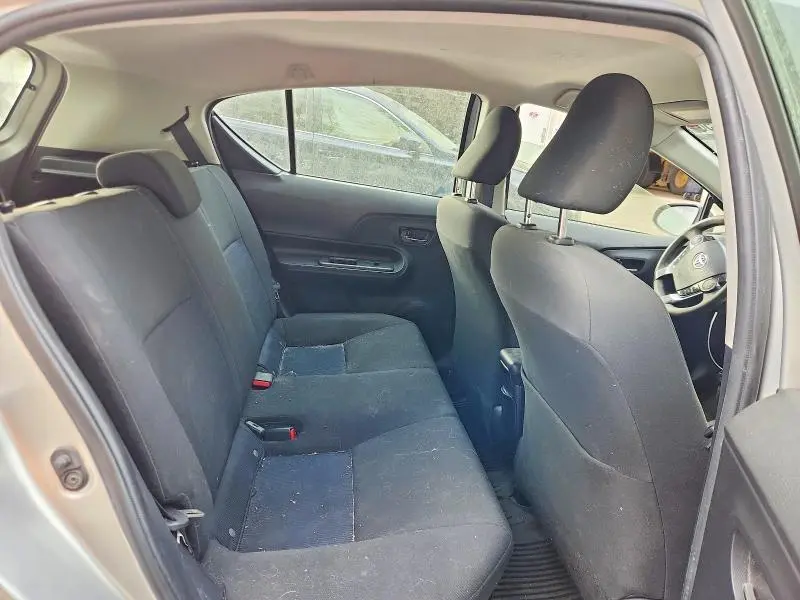 2018 TOYOTA PRIUS C TWO  