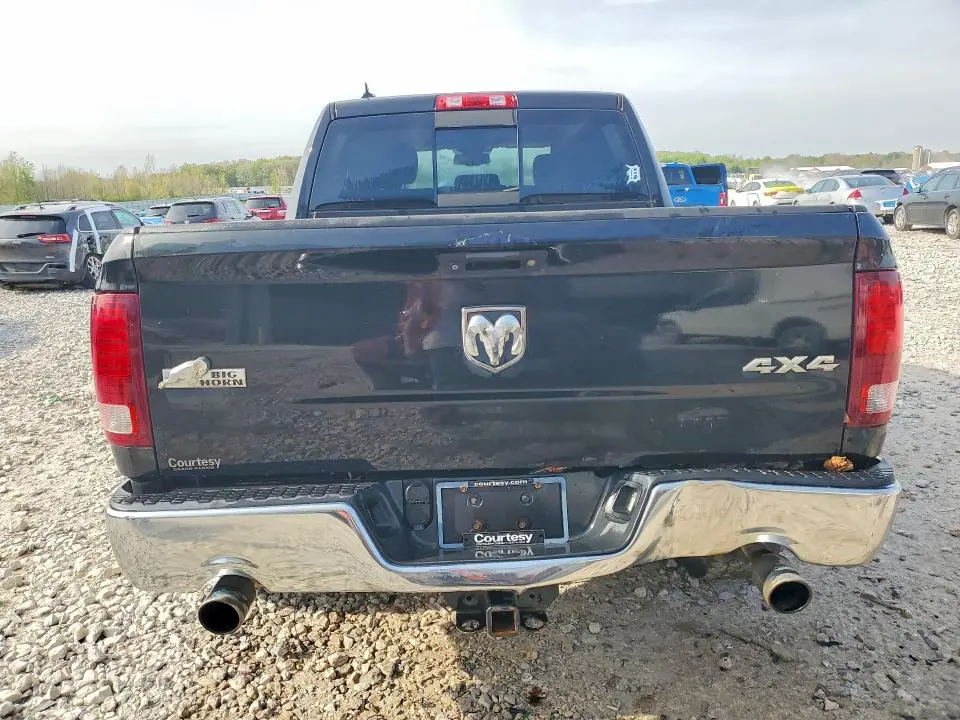 2015 RAM 1500 SLT  