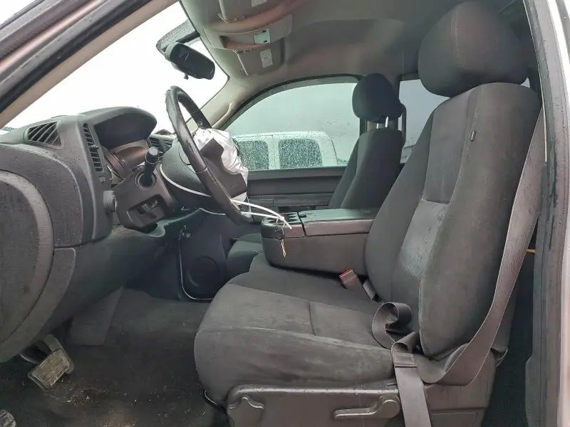 2013 CHEVROLET SILVERADO C1500 LT  