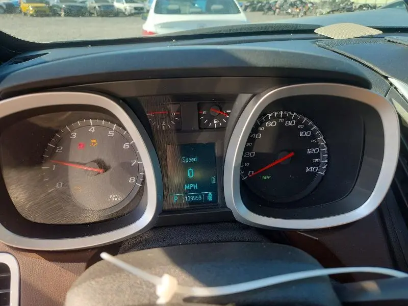 2011 CHEVROLET EQUINOX LT  