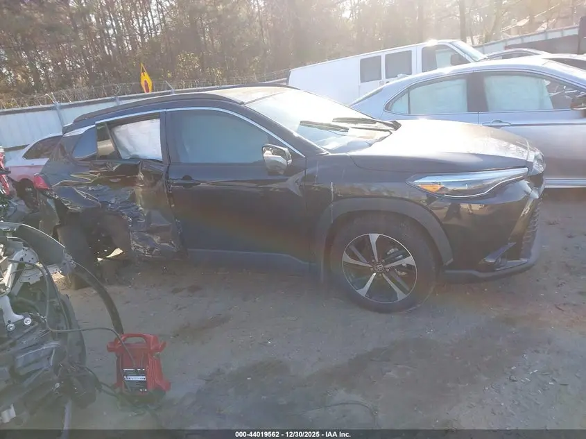 2024 TOYOTA COROLLA CROSS HYBRID XSE