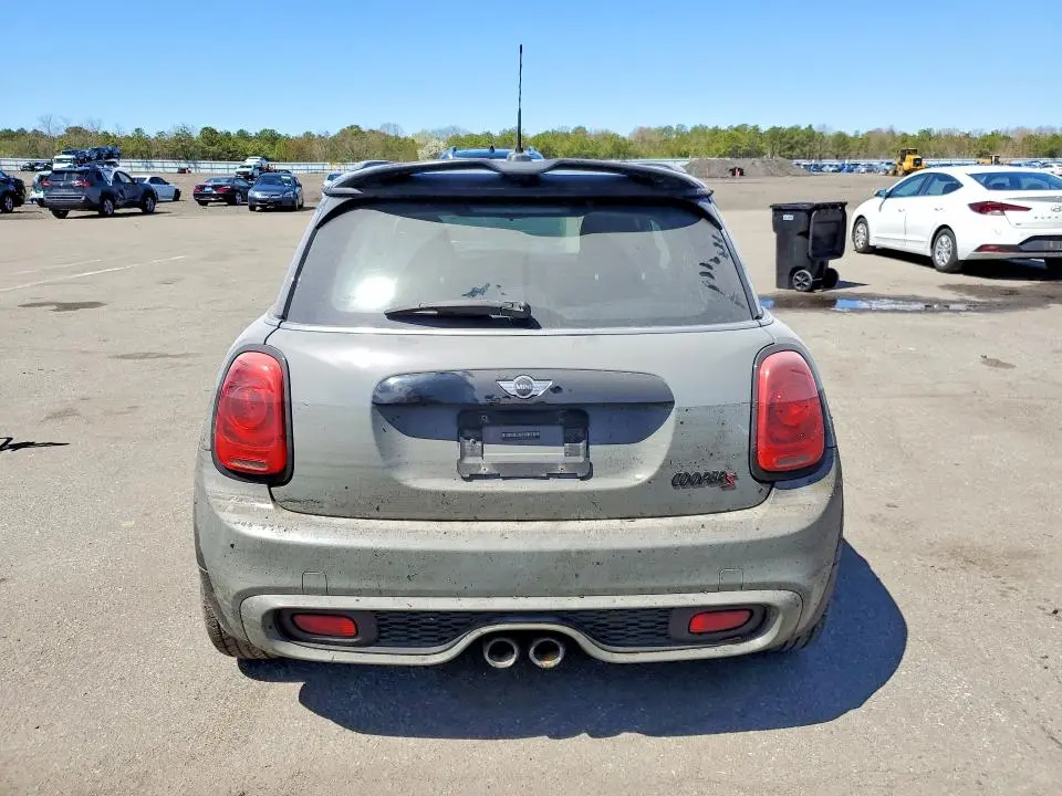 2015 MINI COOPER S  
