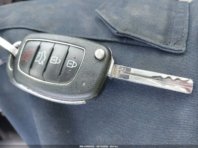 2018 HYUNDAI SONATA SE