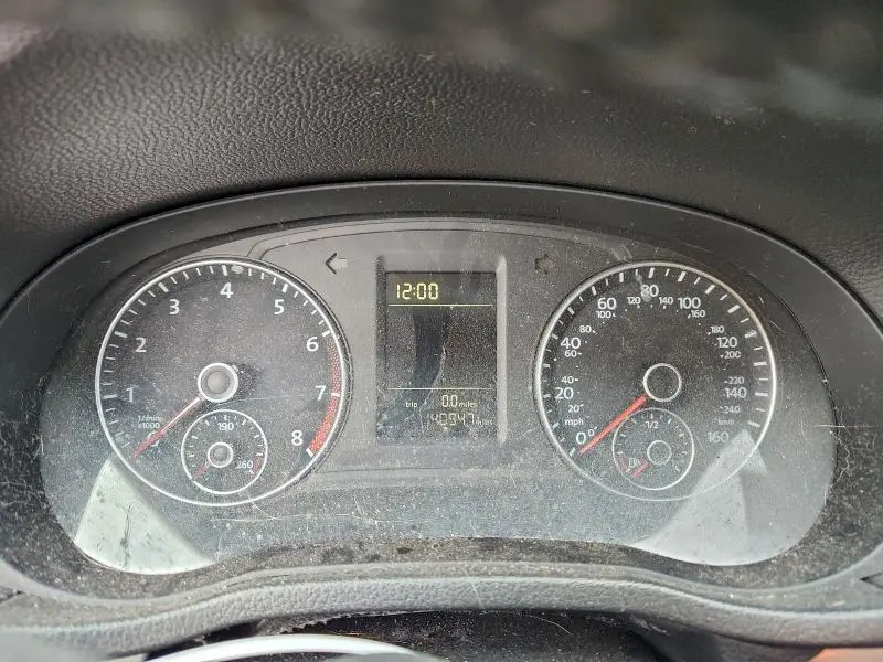 2014 VOLKSWAGEN PASSAT S  