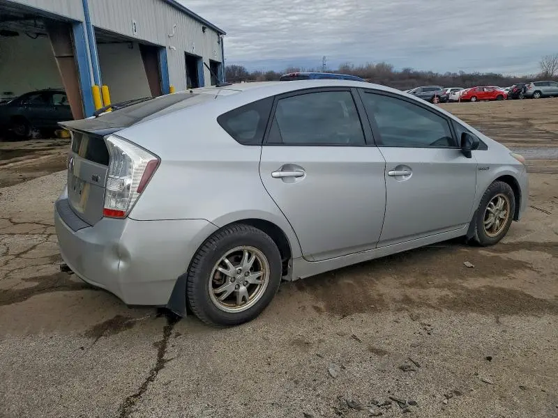 2011 TOYOTA PRIUS   