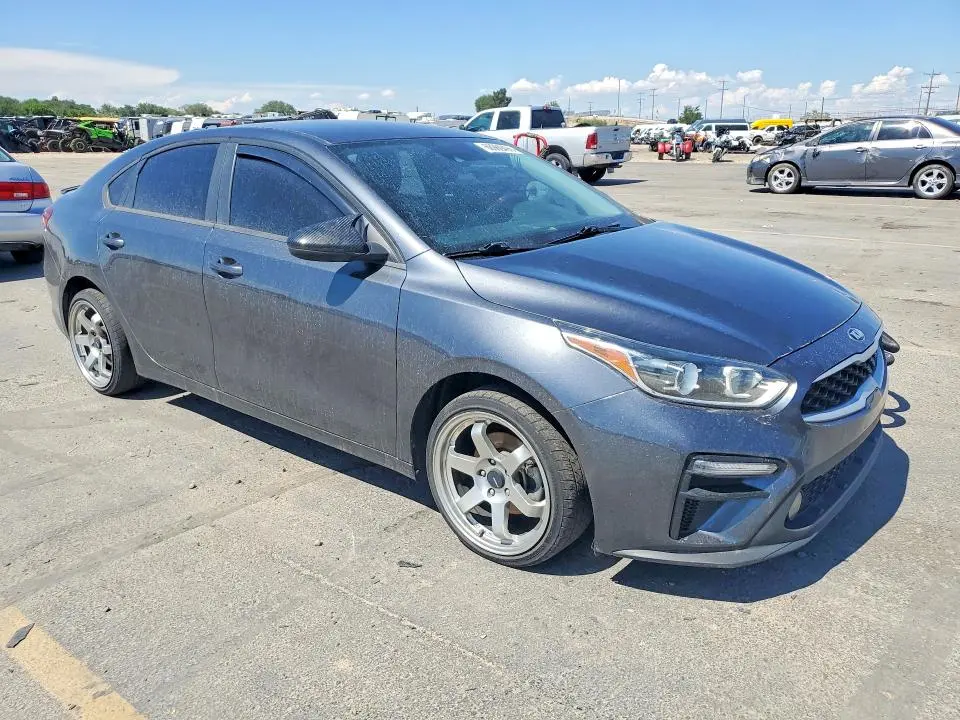 2020 KIA FORTE LXS  