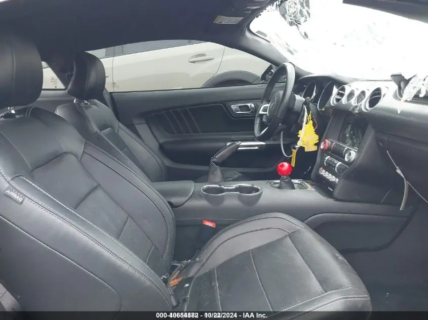 2017 FORD MUSTANG GT PREMIUM