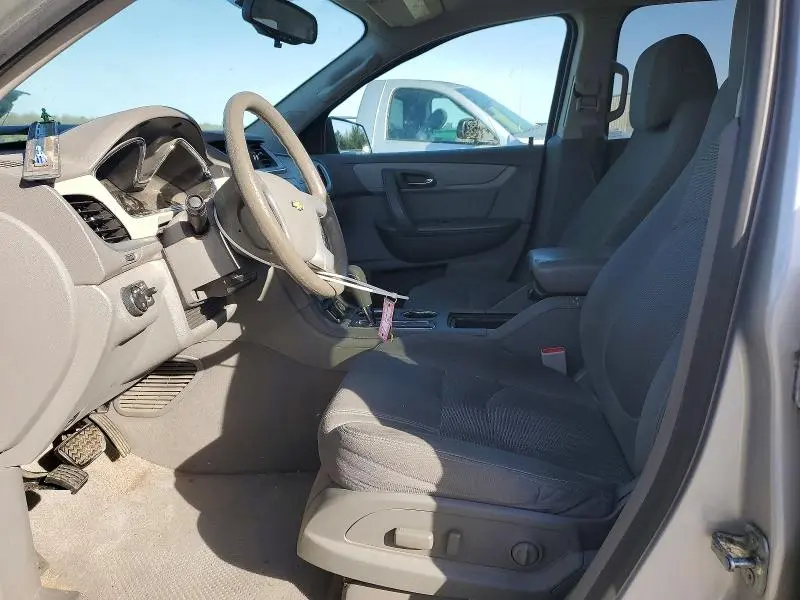 2017 CHEVROLET TRAVERSE LS  