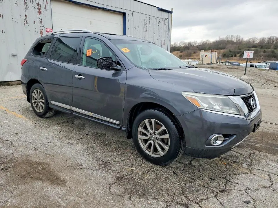 2014 NISSAN PATHFINDER SL  