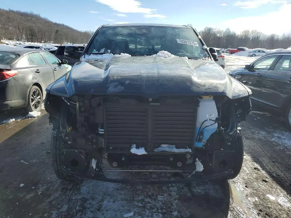 2025 RAM 1500   