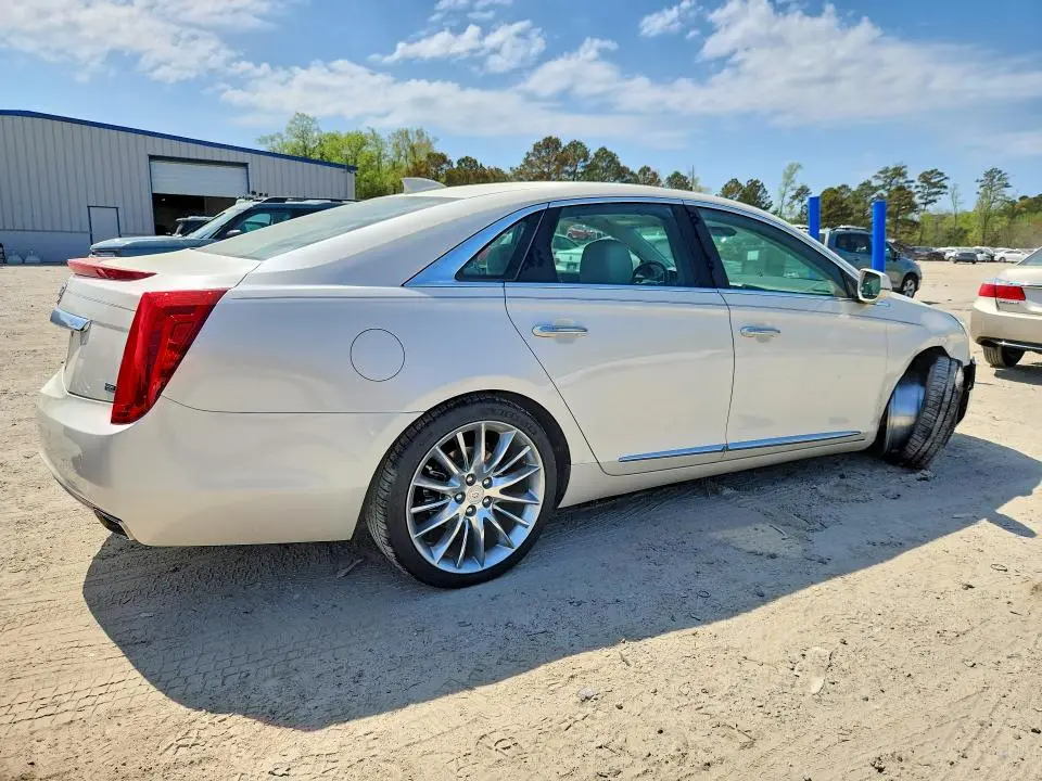2015 CADILLAC XTS PLATINUM  