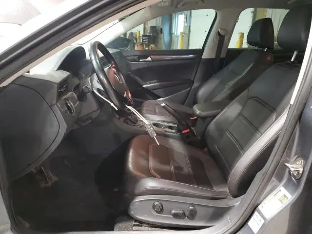 2020 VOLKSWAGEN PASSAT R-LINE  