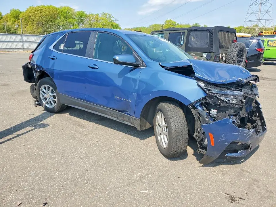 2024 CHEVROLET EQUINOX LT  
