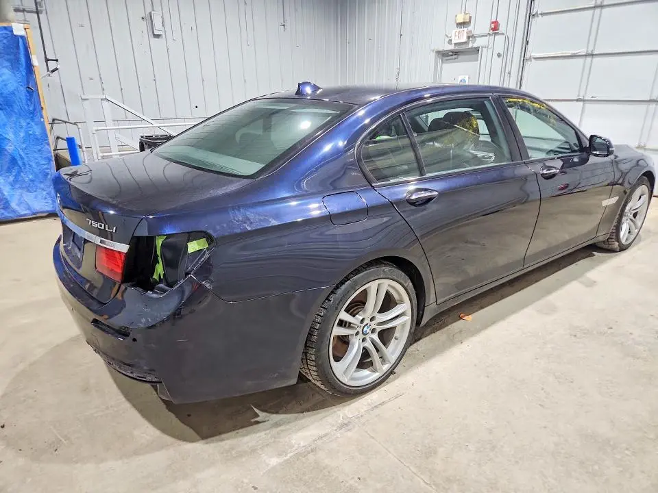 2015 BMW 750 LXI  