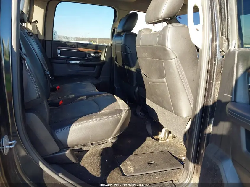 2016 RAM 1500 LARAMIE