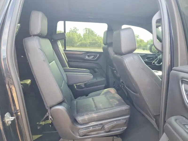 2023 CHEVROLET SUBURBAN K1500 LT  