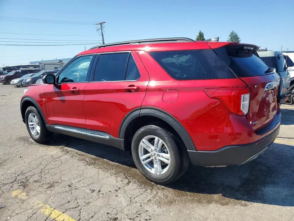 2021 FORD EXPLORER XLT  