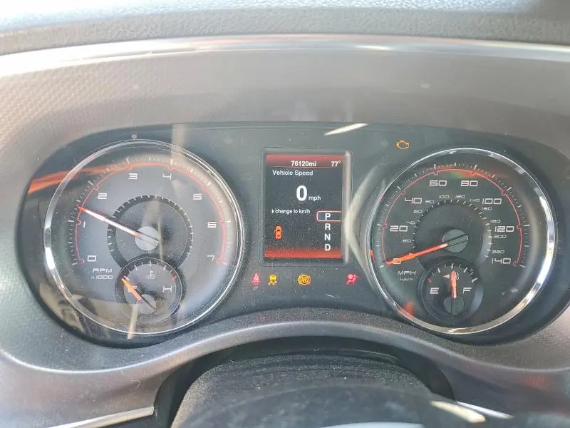2013 DODGE CHARGER SE  