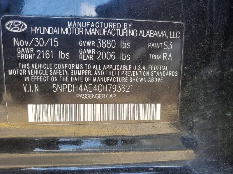 2016 HYUNDAI ELANTRA SE  