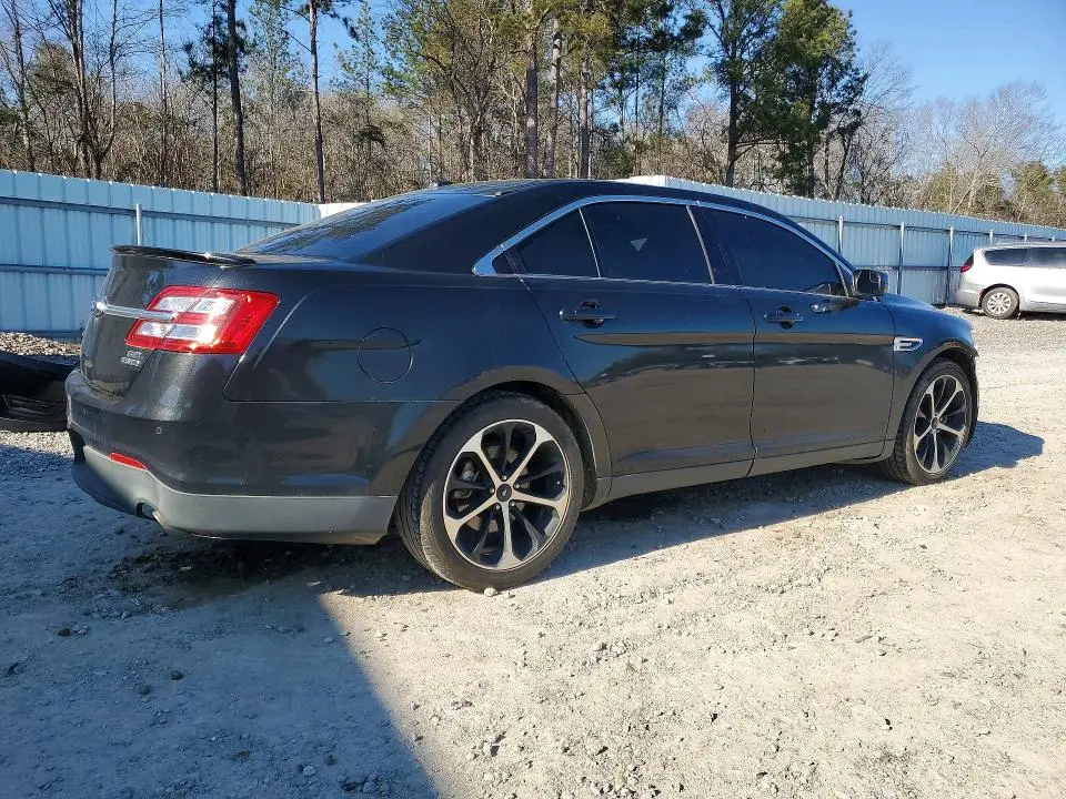 2015 FORD TAURUS SEL  